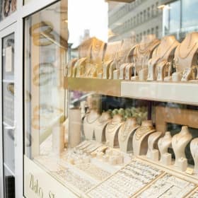 Gold Style Pražská