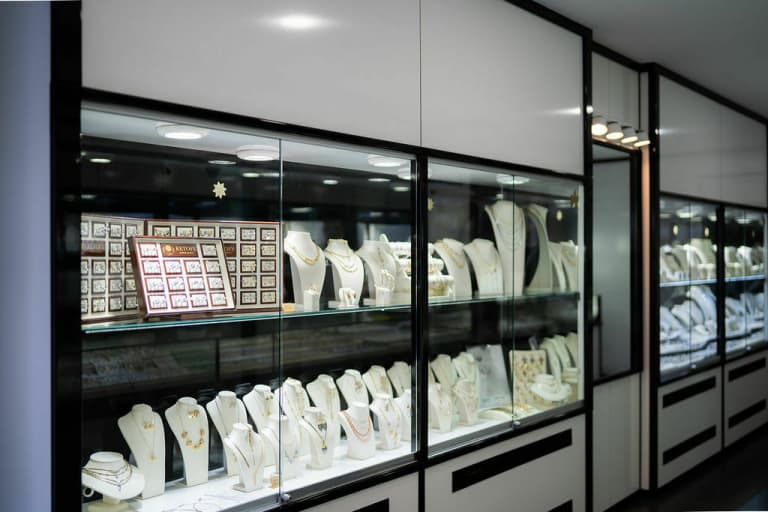 Gold Style Pražská